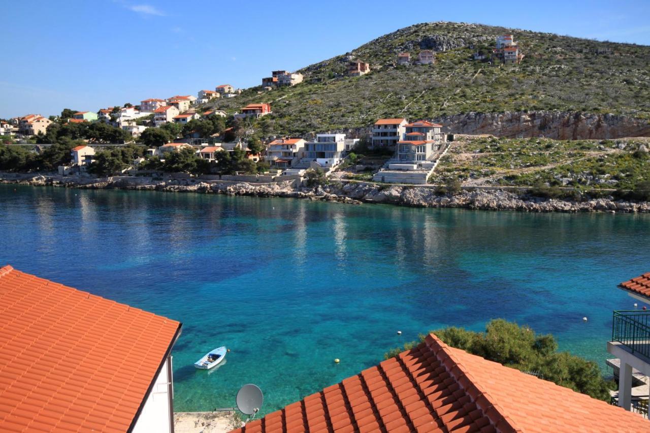 Apartments By The Sea Bilo, Primosten - 4191 Exterior photo