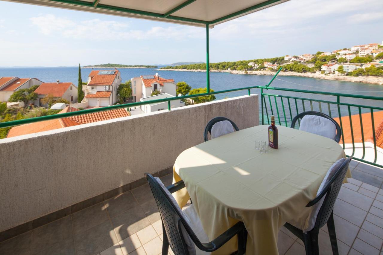 Apartments By The Sea Bilo, Primosten - 4191 Exterior photo